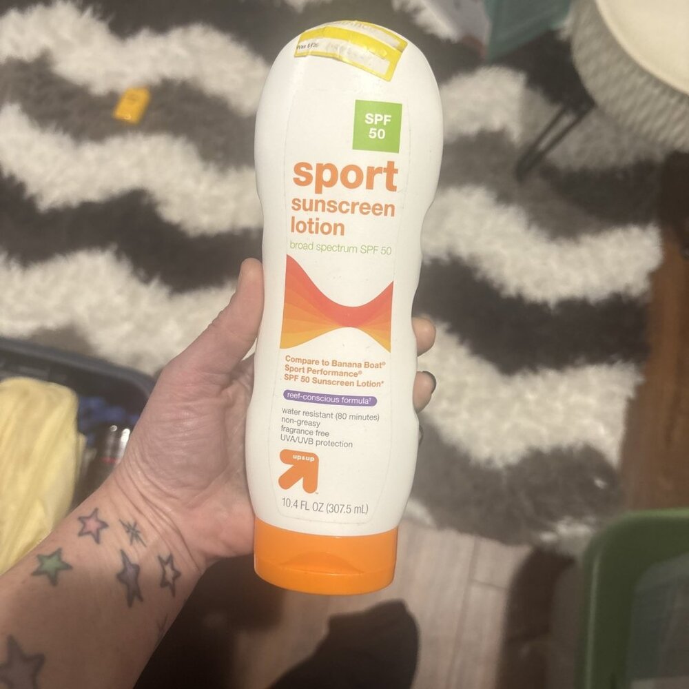 Up & Up Sport Sunscreen Lotion Broad Spectrum SPF 50 10.4 fl oz Exp 06/2027